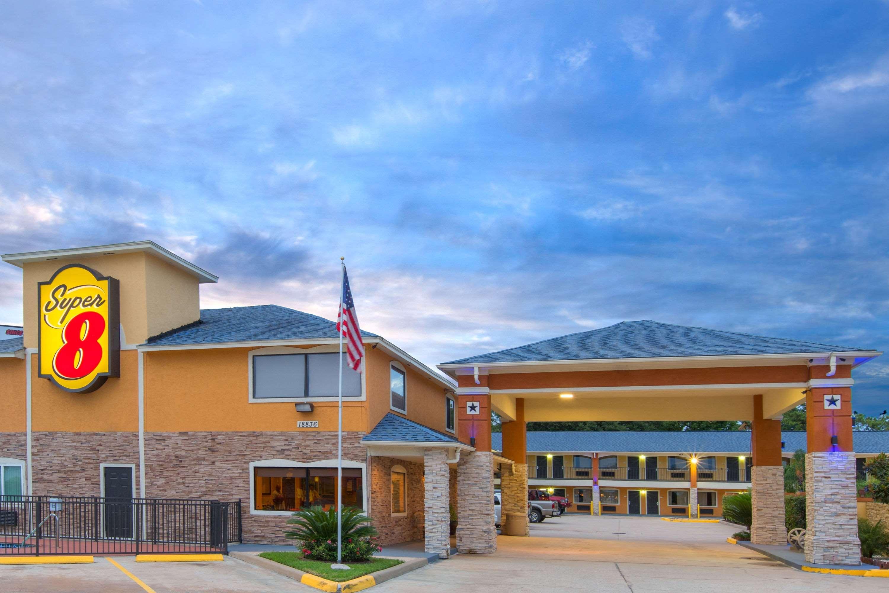 Super 8 By Wyndham Houston/Willowbrook Hwy 249 Εξωτερικό φωτογραφία