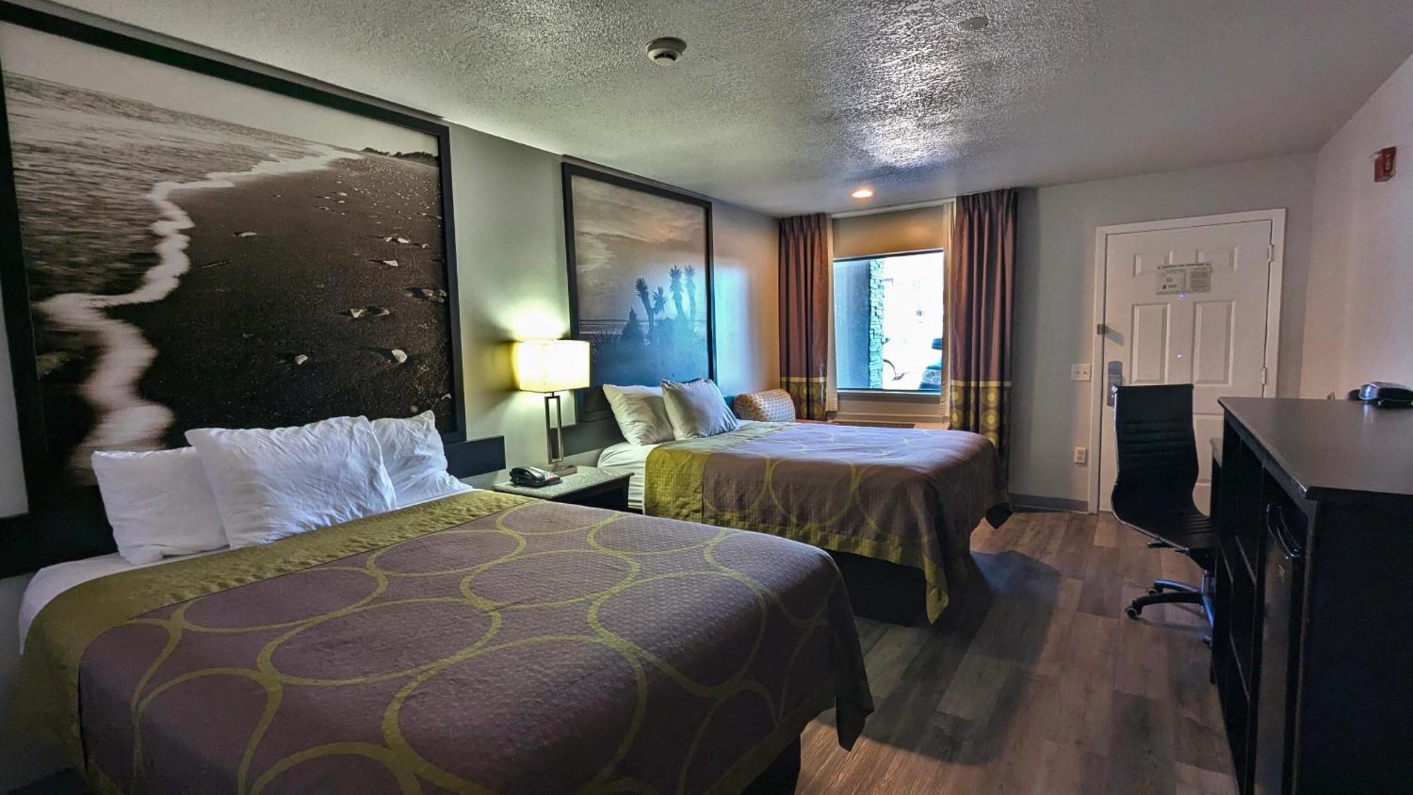 Super 8 By Wyndham Houston/Willowbrook Hwy 249 Εξωτερικό φωτογραφία