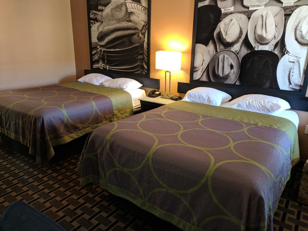 Super 8 By Wyndham Houston/Willowbrook Hwy 249 Εξωτερικό φωτογραφία