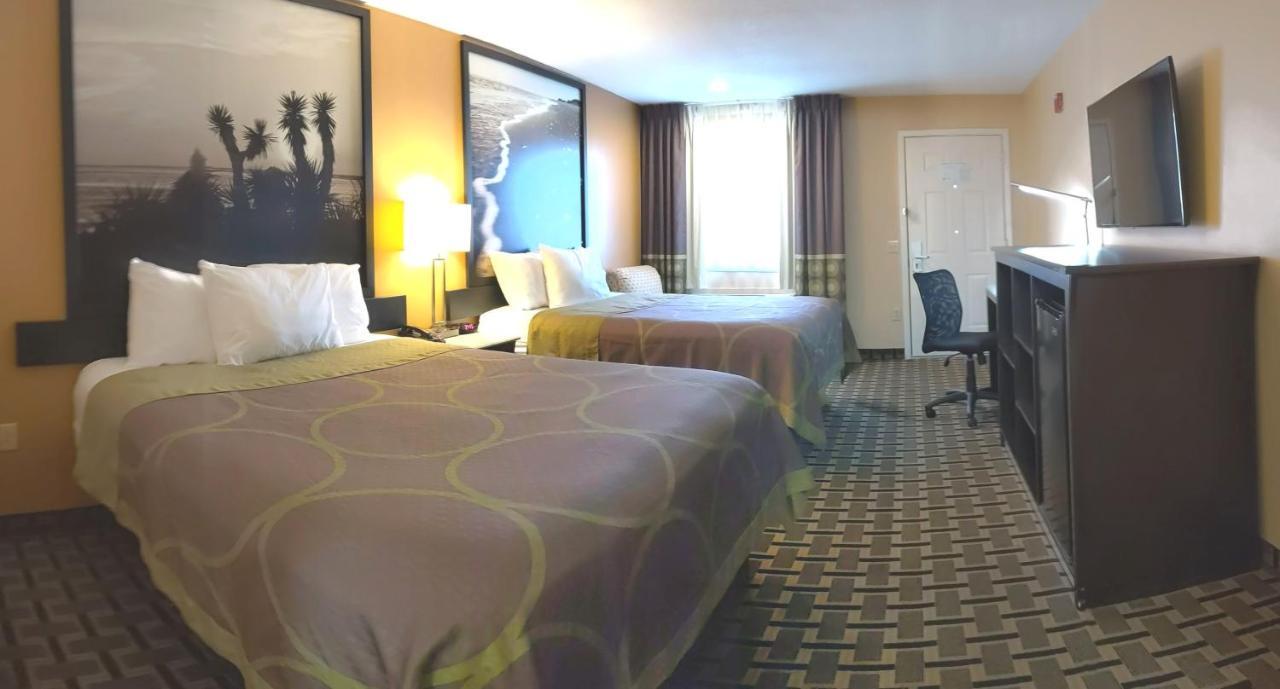 Super 8 By Wyndham Houston/Willowbrook Hwy 249 Εξωτερικό φωτογραφία
